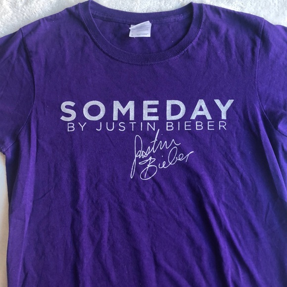 My World 2.0 & 2 JB Tees - Picture 2 of 10